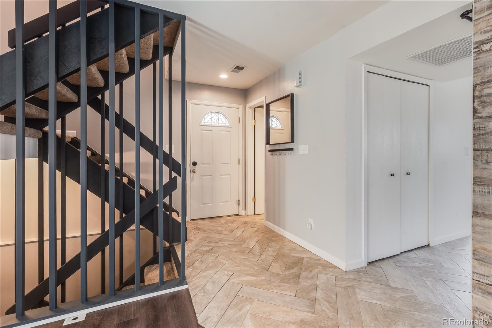 MLS Image #2 for 2314 s troy street,aurora, Colorado