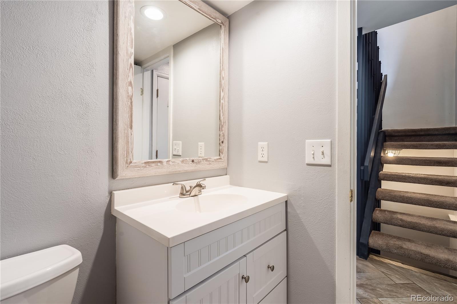 MLS Image #3 for 2314 s troy street,aurora, Colorado
