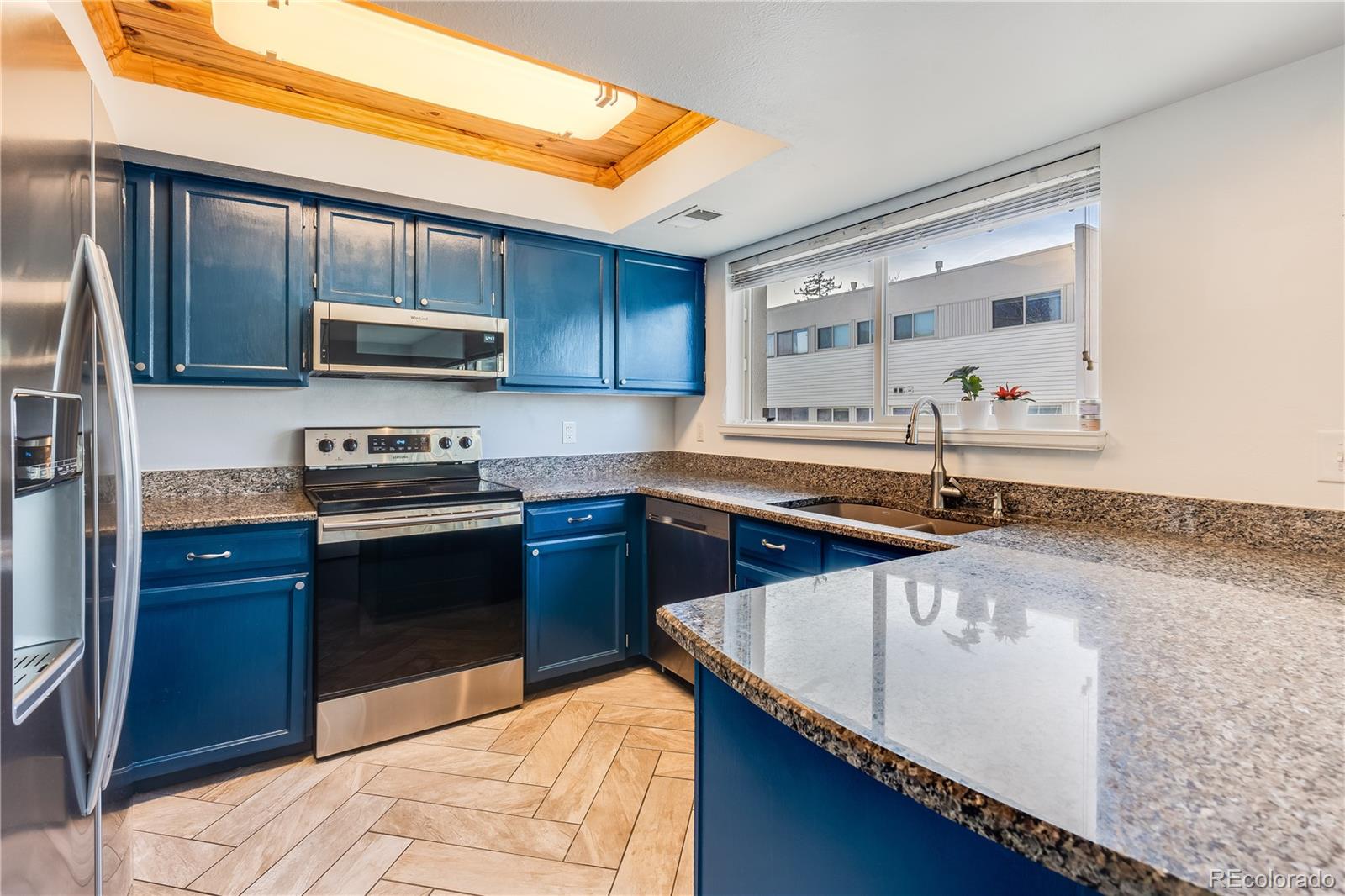 MLS Image #7 for 2314 s troy street,aurora, Colorado