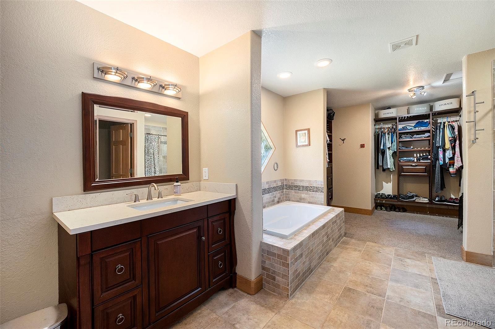 MLS Image #14 for 8722 s ault lane,morrison, Colorado