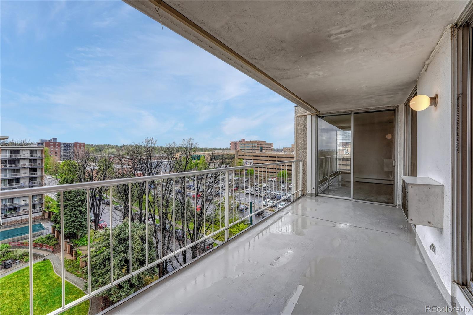 MLS Image #15 for 4800 e hale parkway,denver, Colorado
