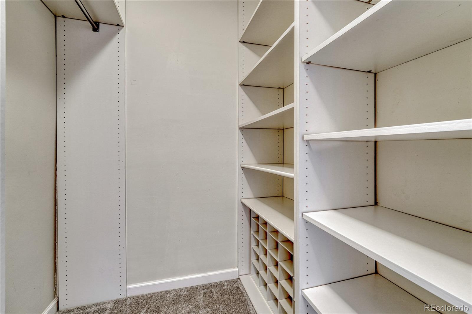 MLS Image #26 for 4800 e hale parkway,denver, Colorado