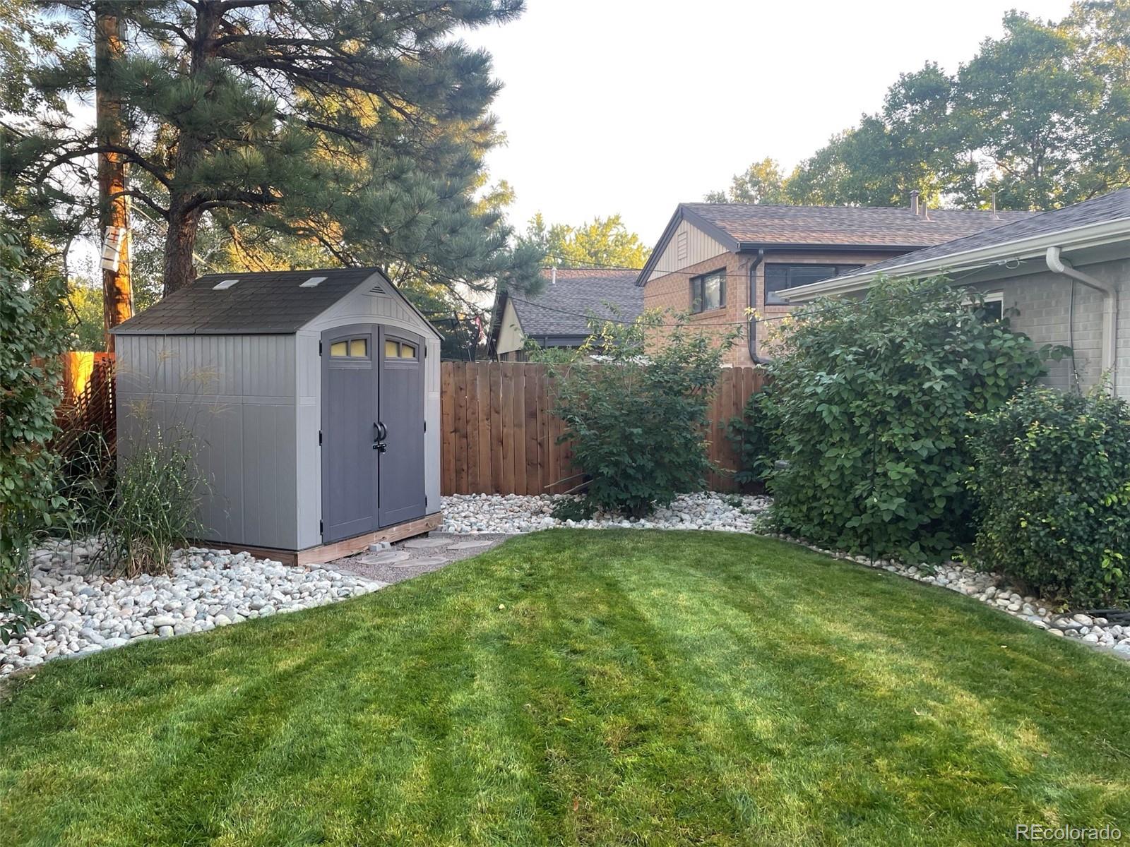MLS Image #41 for 3052 s gilpin street,denver, Colorado