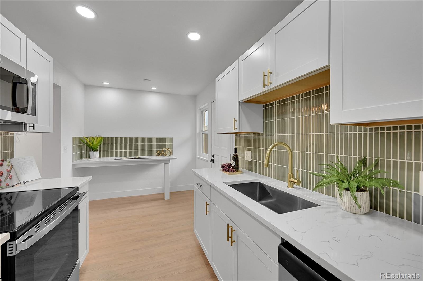 MLS Image #5 for 1557 s owens street,denver, Colorado
