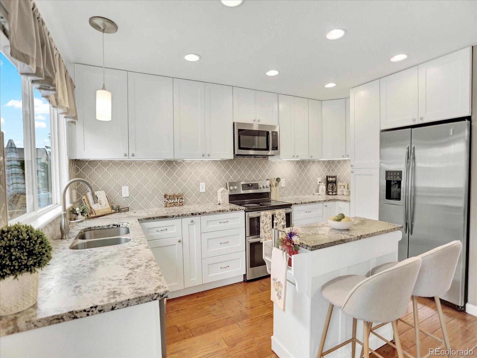 MLS Image #9 for 9774  burberry way,highlands ranch, Colorado