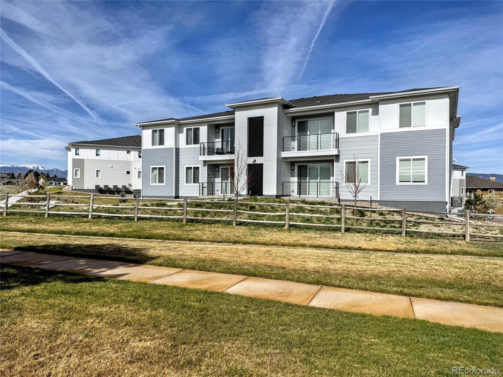 MLS Image #17 for 3865  presidio point,colorado springs, Colorado