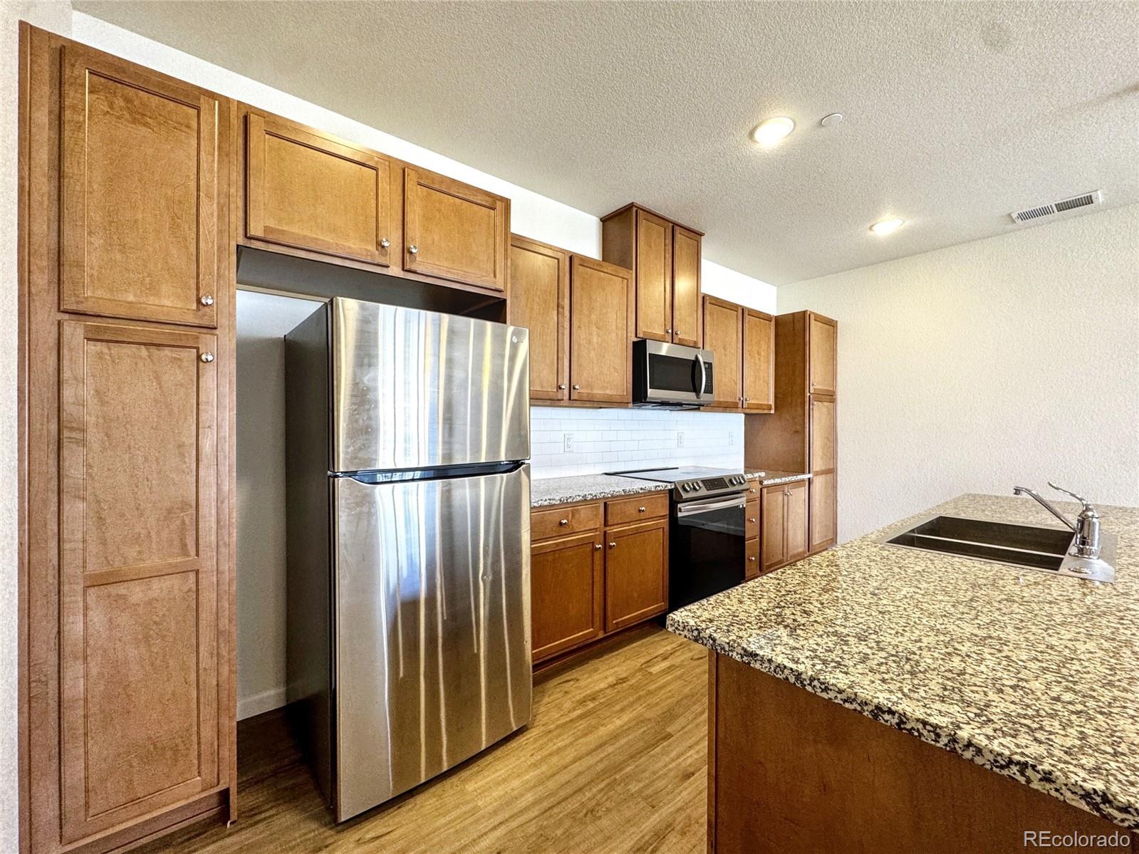 MLS Image #2 for 3865  presidio point,colorado springs, Colorado