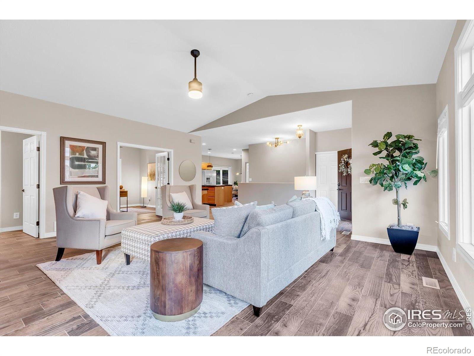 MLS Image #3 for 4920  braeburn way,colorado springs, Colorado