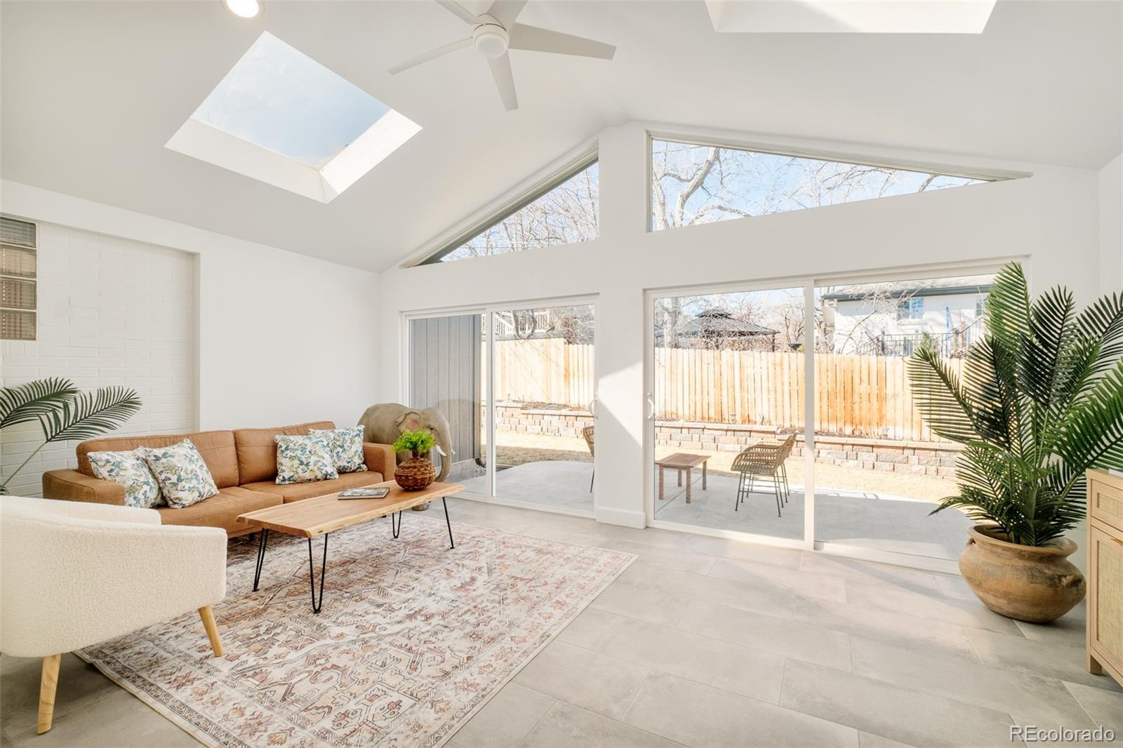 MLS Image #14 for 621  s harrison lane,denver, Colorado