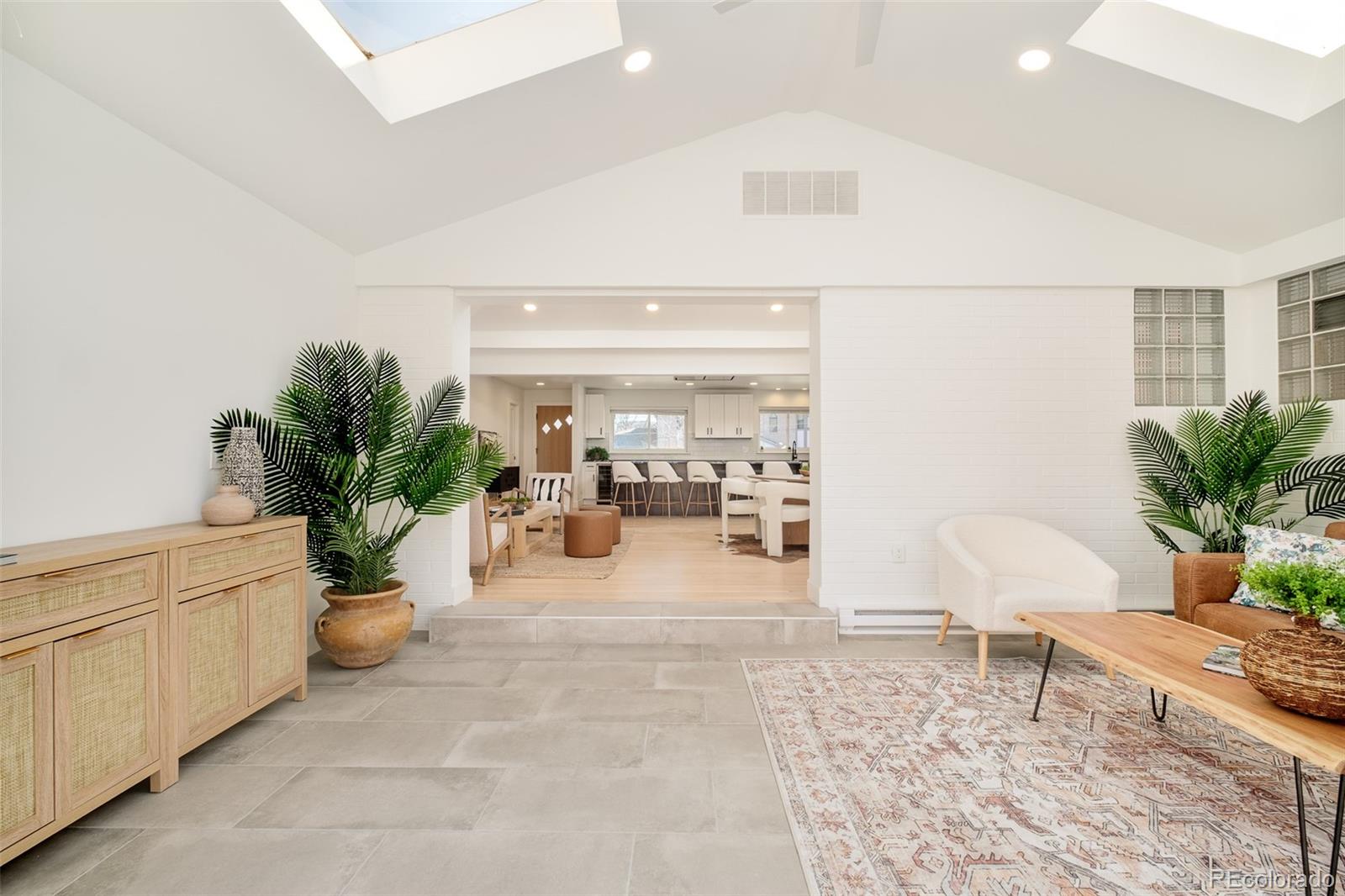 MLS Image #15 for 621  s harrison lane,denver, Colorado