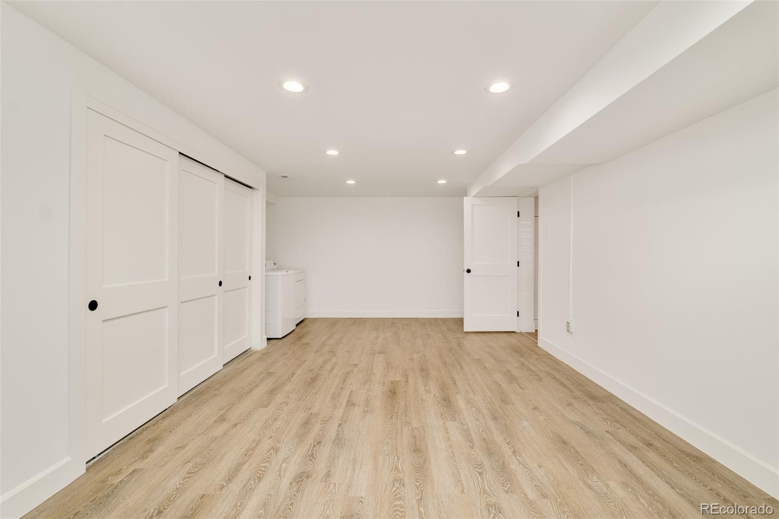 MLS Image #30 for 621  s harrison lane,denver, Colorado