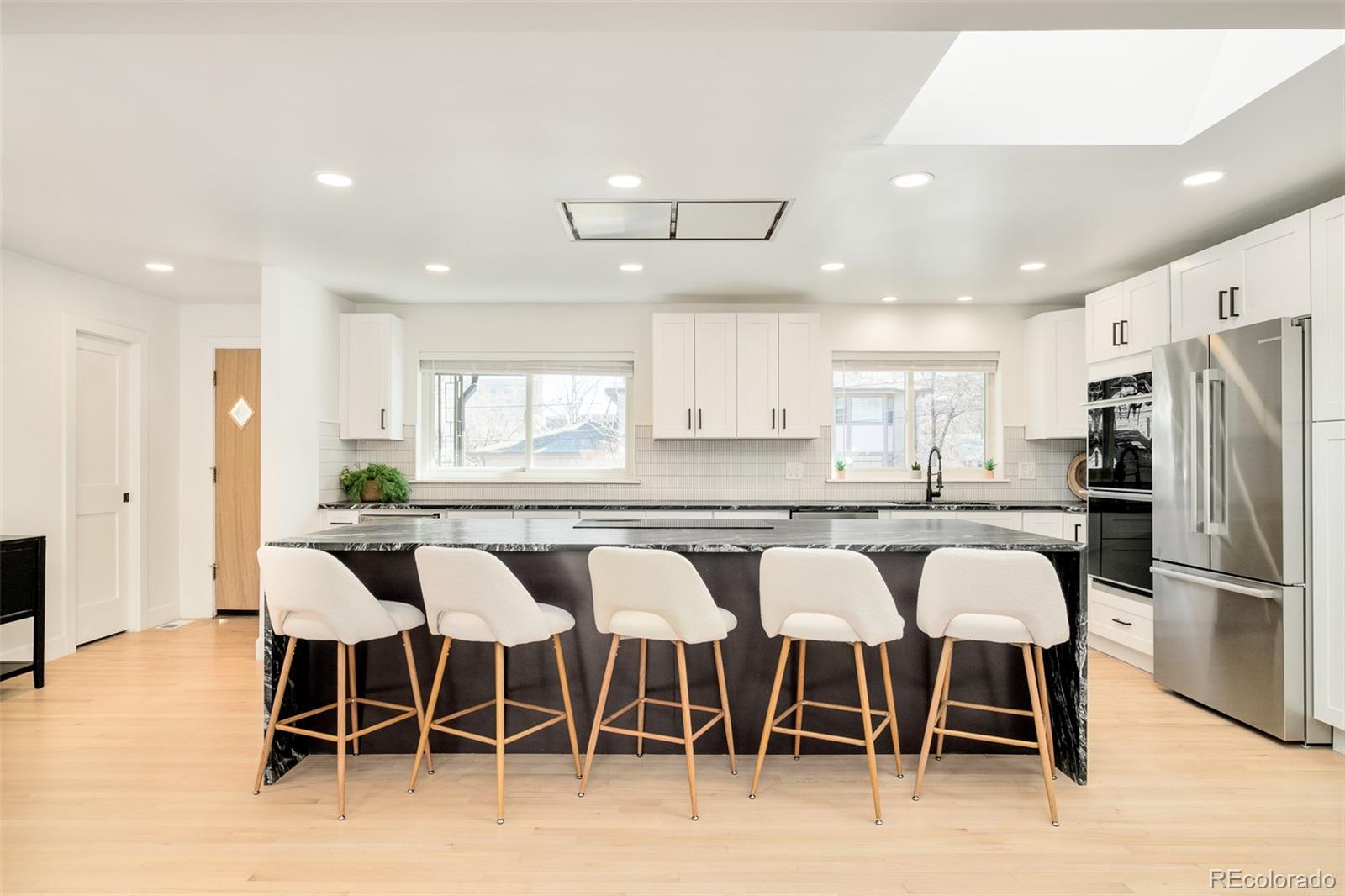MLS Image #7 for 621  s harrison lane,denver, Colorado