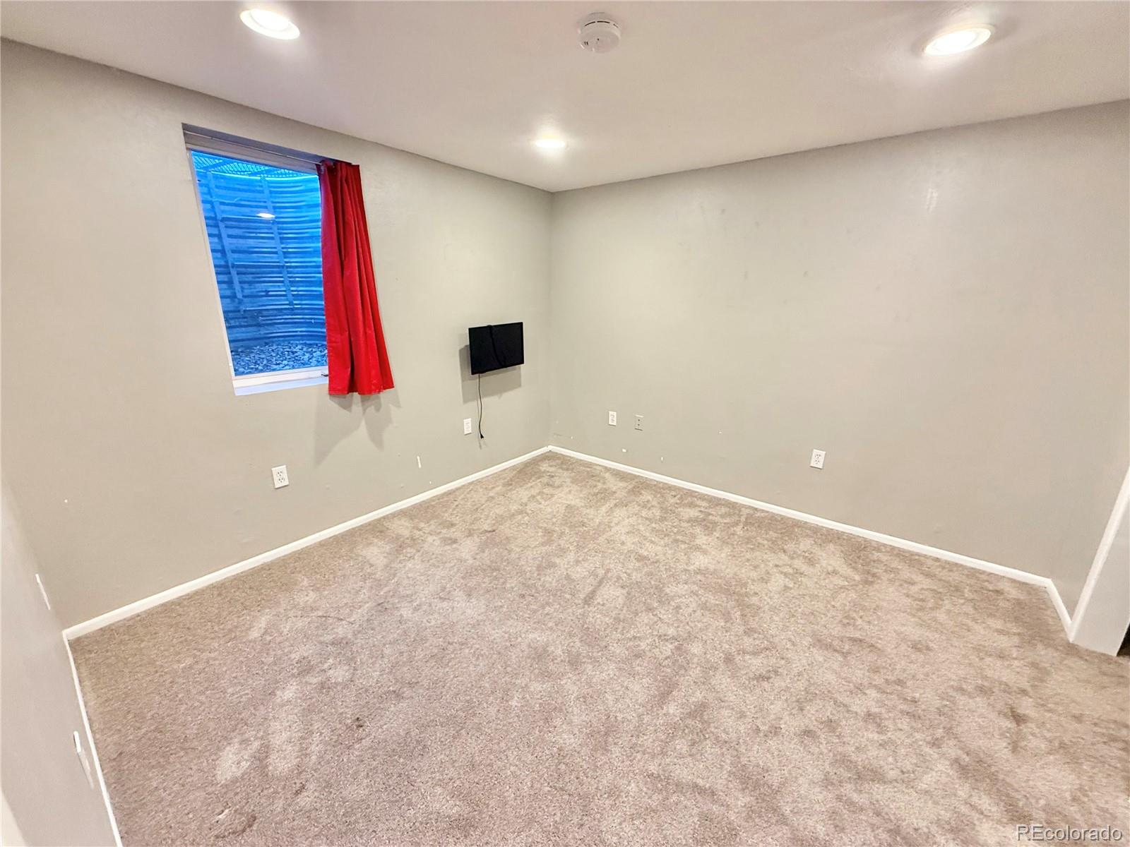 MLS Image #17 for 8590  faraday street,denver, Colorado