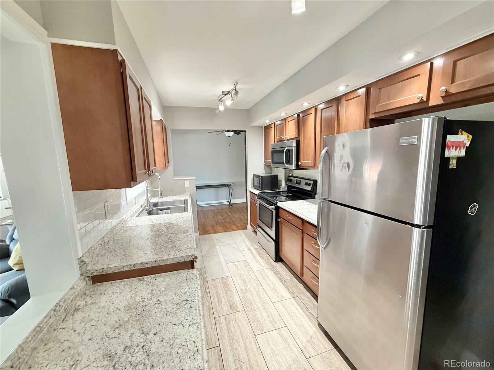 MLS Image #5 for 8590  faraday street,denver, Colorado
