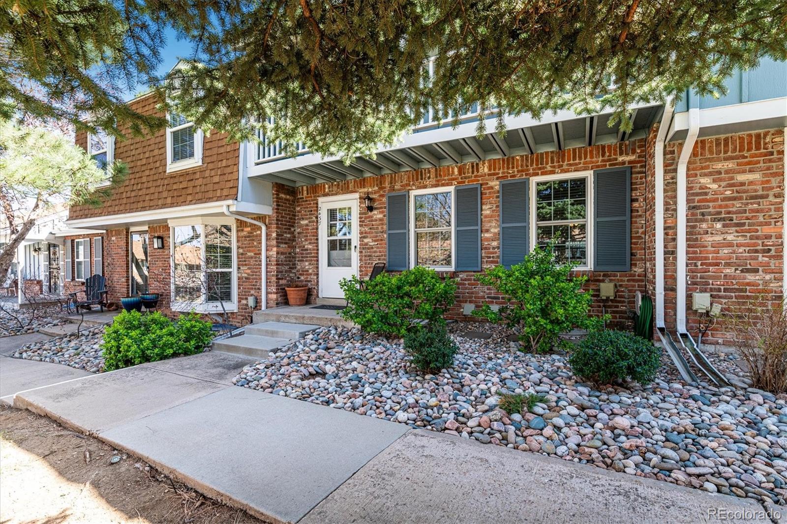 MLS Image #3 for 2437 e geddes place,centennial, Colorado