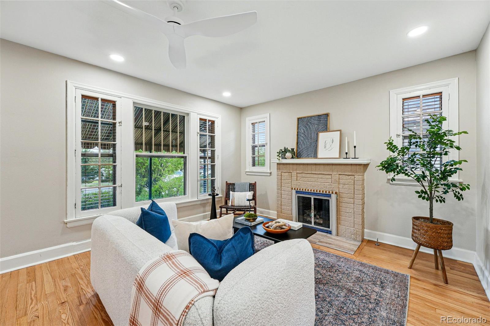 MLS Image #7 for 1312  ash street,denver, Colorado