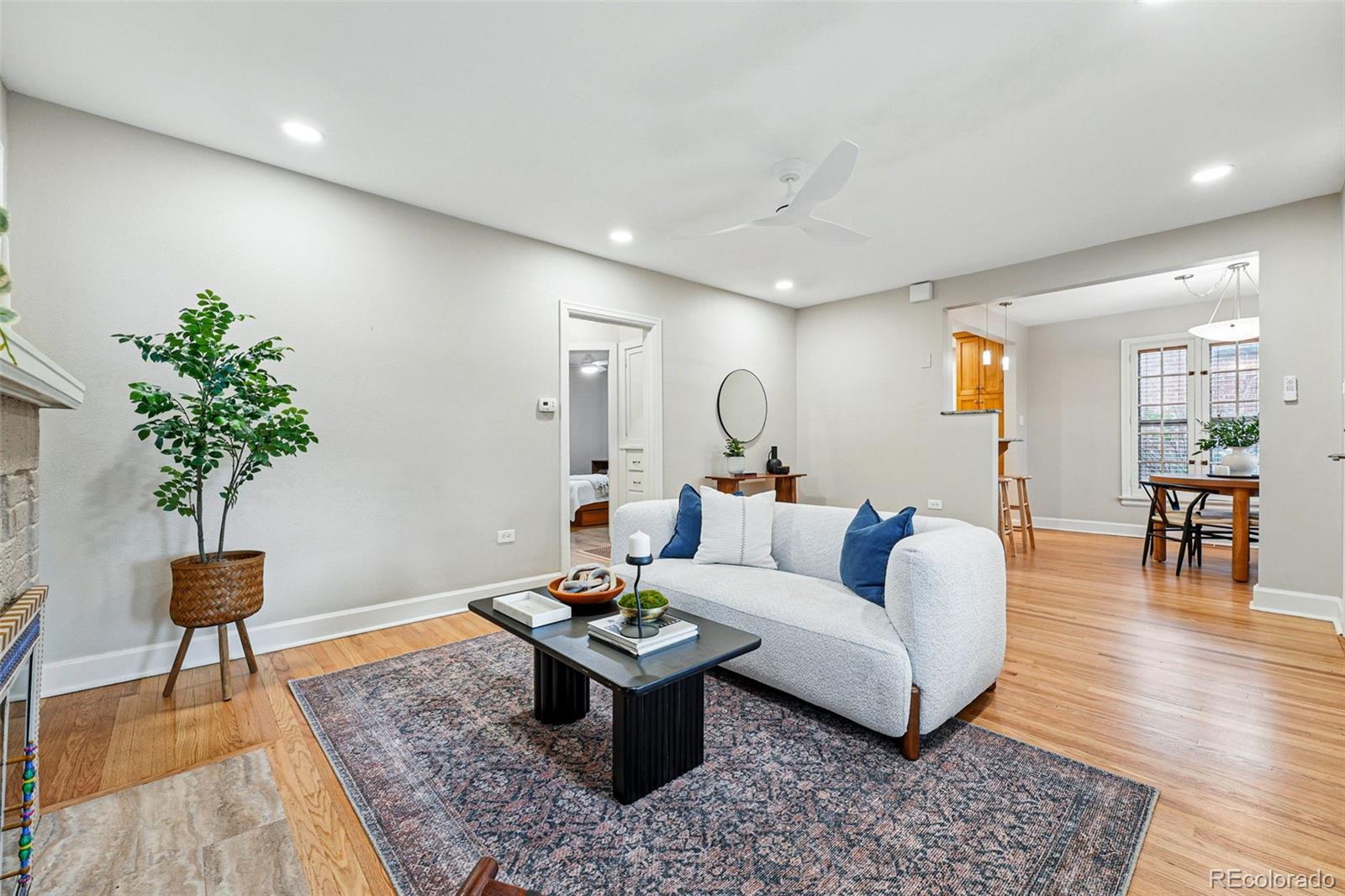 MLS Image #9 for 1312  ash street,denver, Colorado