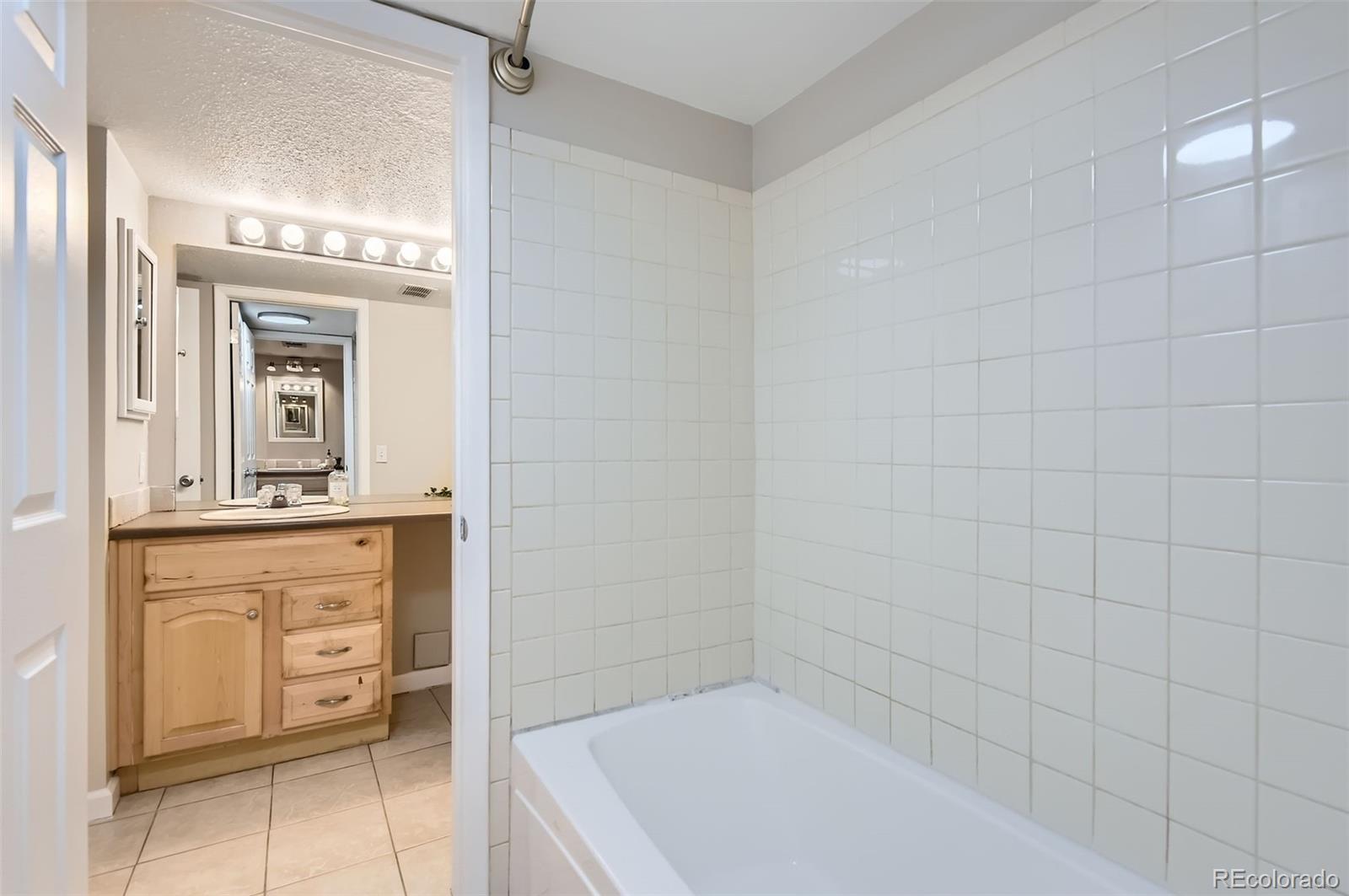 MLS Image #26 for 14006 e stanford circle,aurora, Colorado