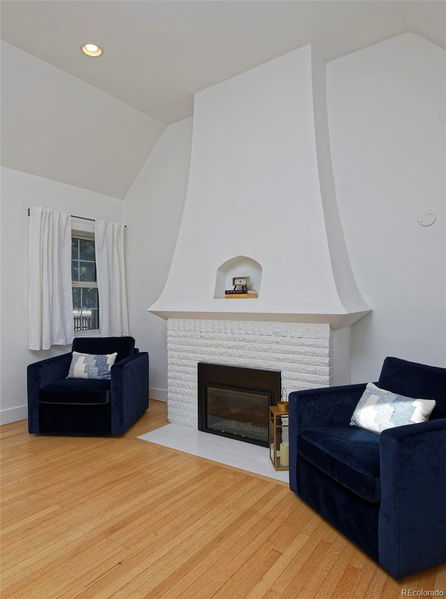 MLS Image #12 for 2500  locust street,denver, Colorado