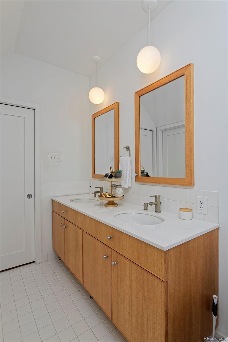 MLS Image #25 for 2500  locust street,denver, Colorado