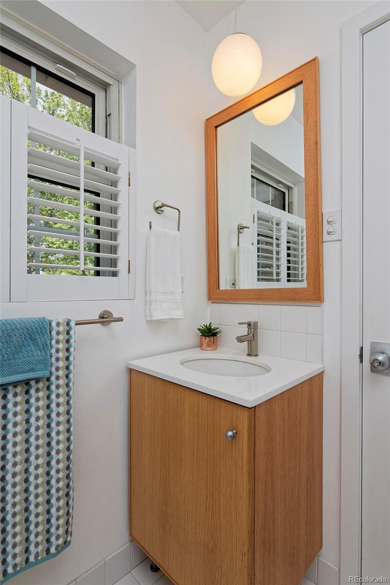 MLS Image #32 for 2500  locust street,denver, Colorado
