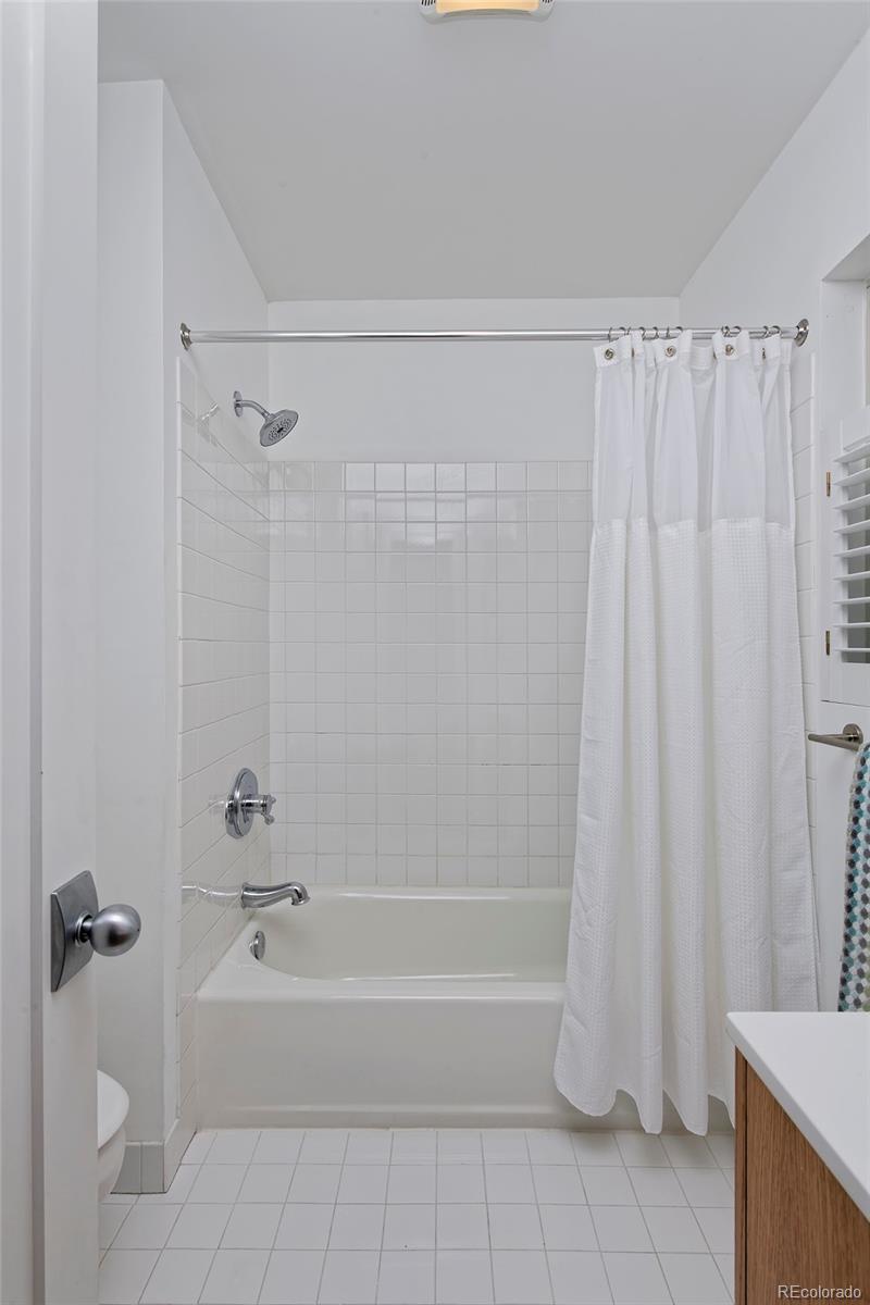 MLS Image #33 for 2500  locust street,denver, Colorado