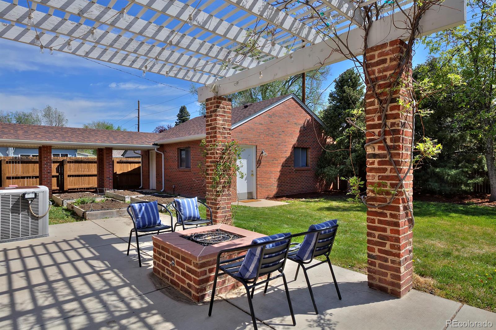 MLS Image #42 for 2500  locust street,denver, Colorado