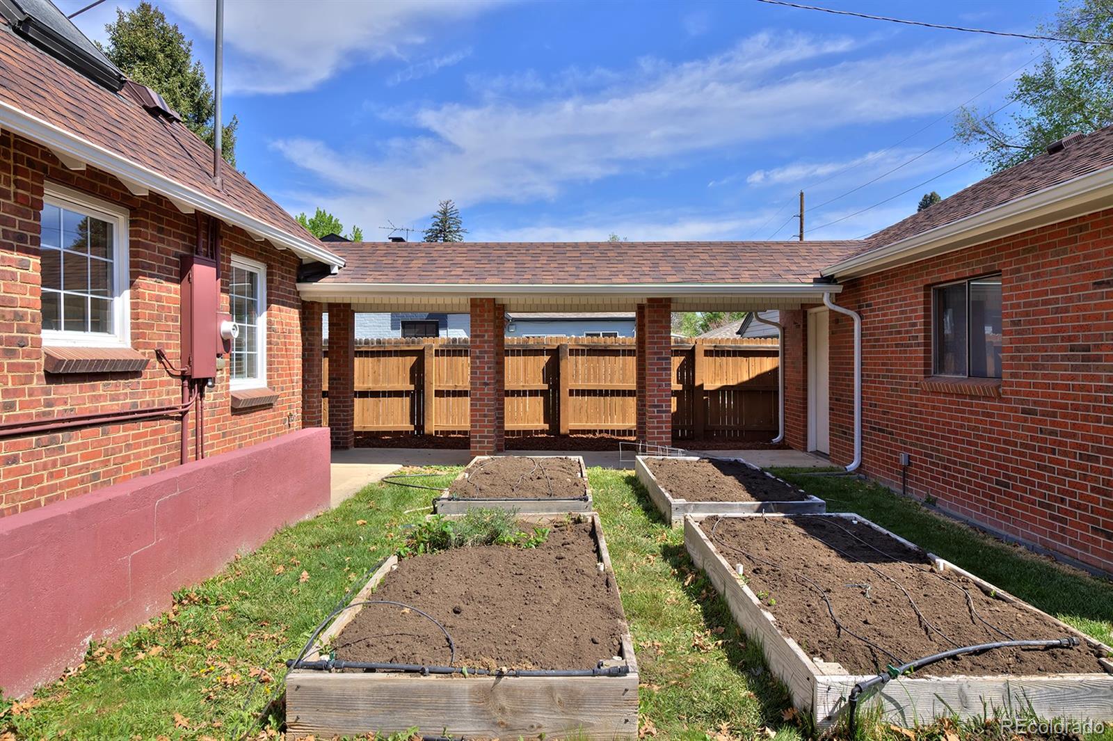 MLS Image #43 for 2500  locust street,denver, Colorado