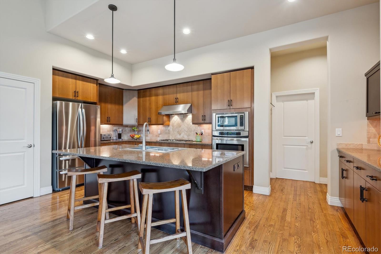 MLS Image #13 for 9580 e 5th avenue,denver, Colorado