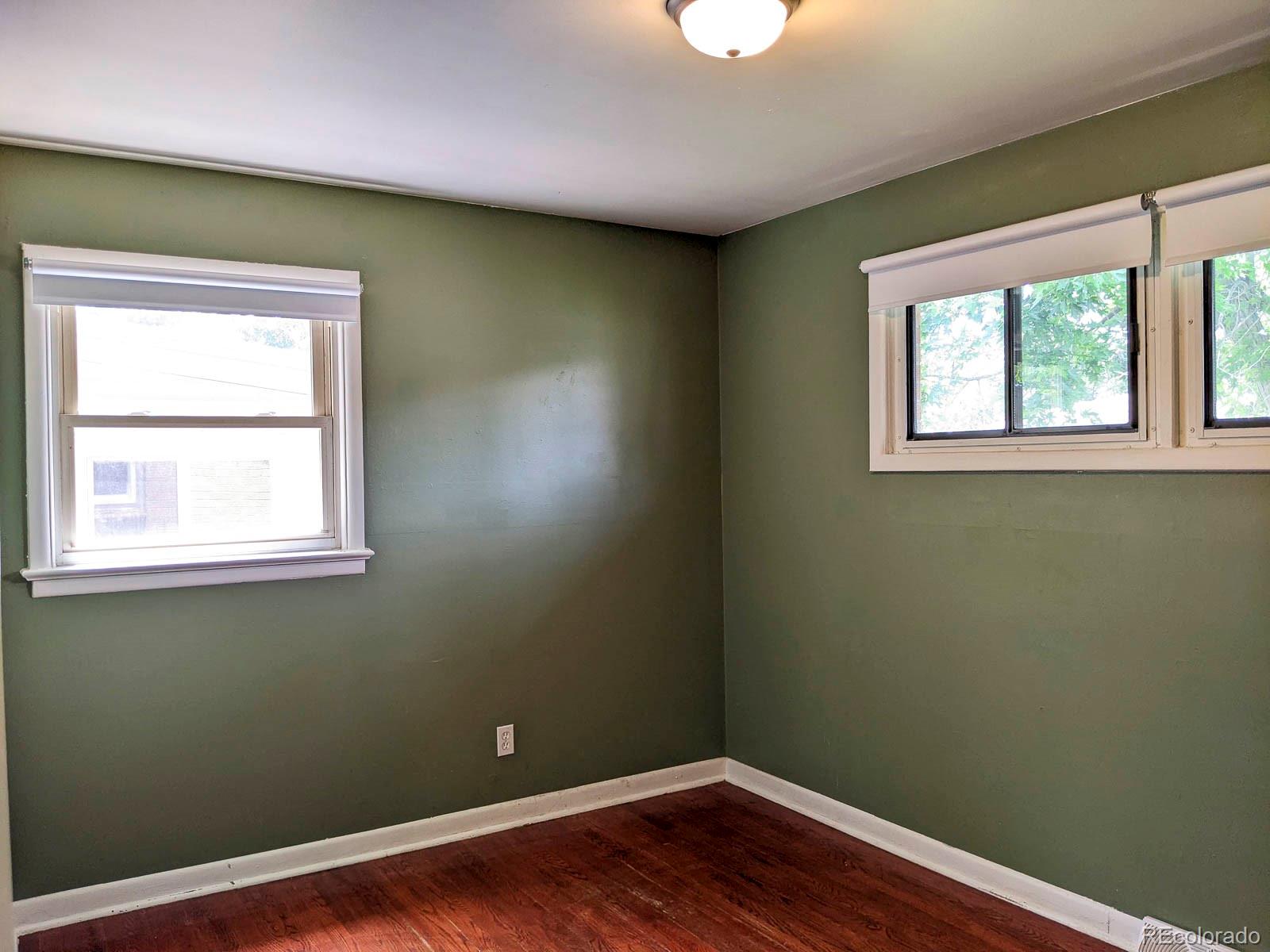 MLS Image #10 for 1500 s perry street,denver, Colorado