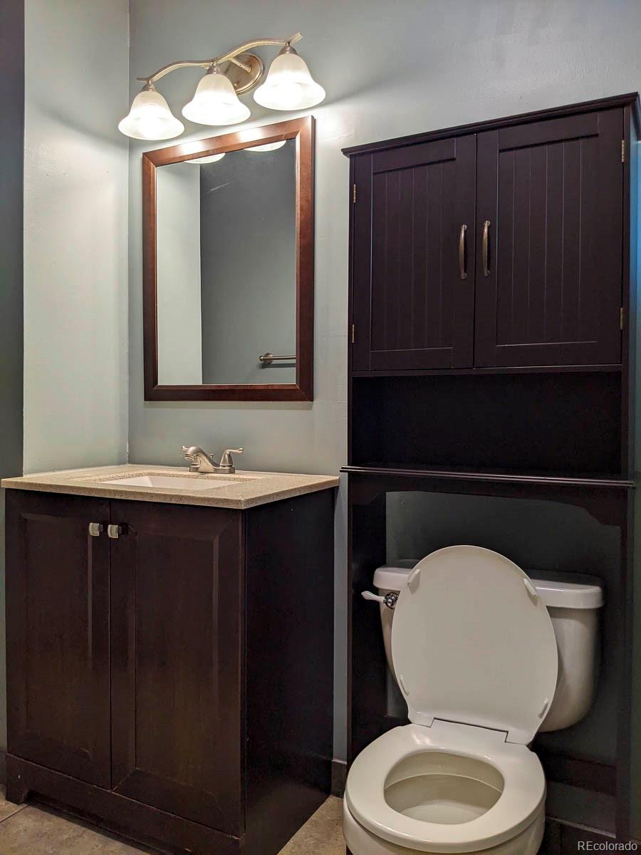 MLS Image #24 for 1500 s perry street,denver, Colorado