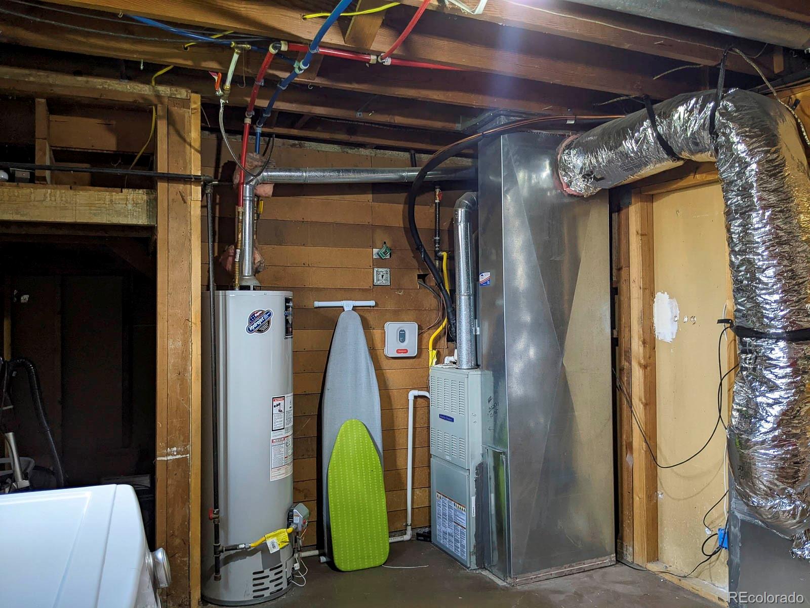MLS Image #32 for 1500 s perry street,denver, Colorado