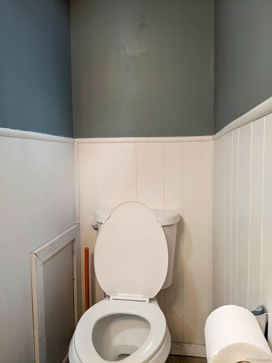 MLS Image #35 for 1500 s perry street,denver, Colorado