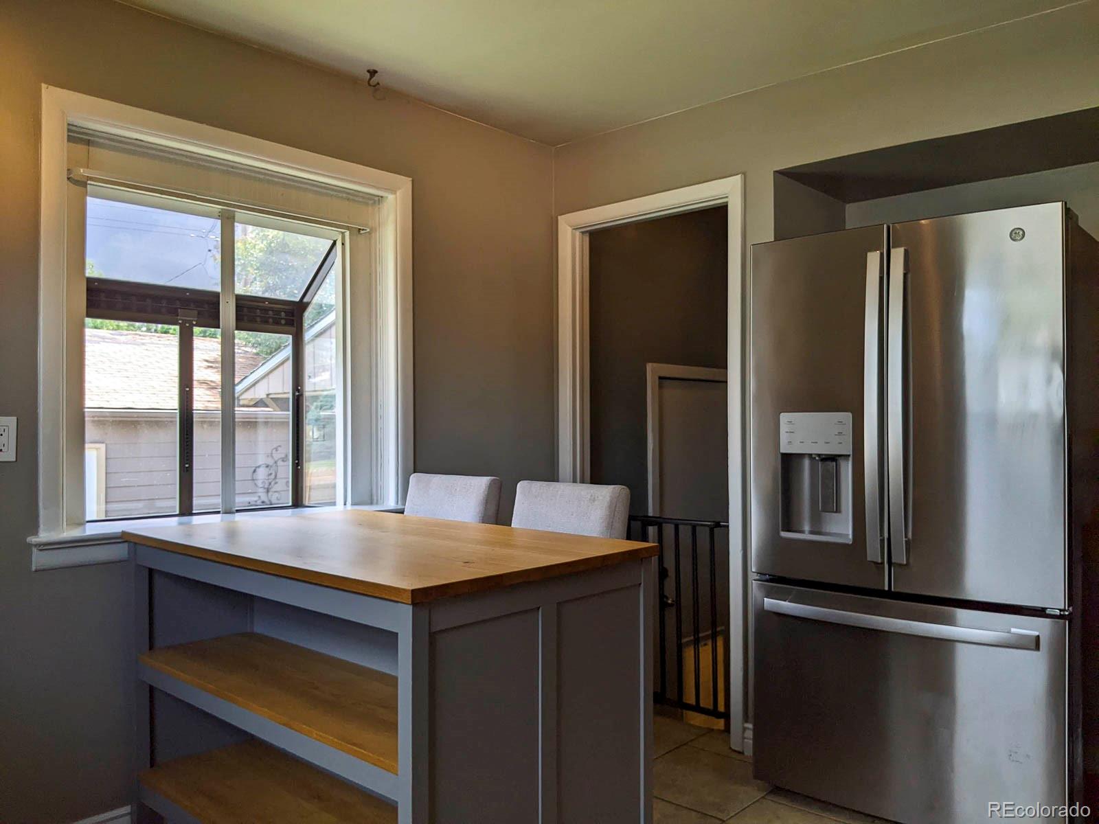 MLS Image #9 for 1500 s perry street,denver, Colorado