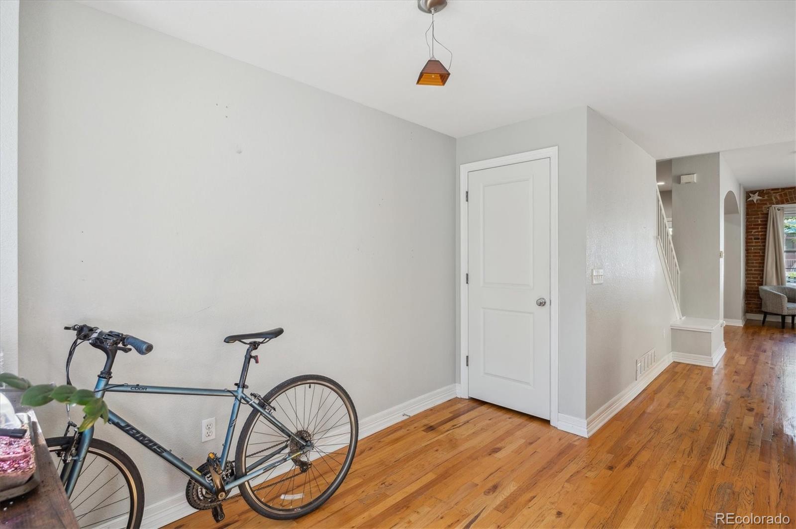 MLS Image #11 for 1580 n franklin street ,denver, Colorado