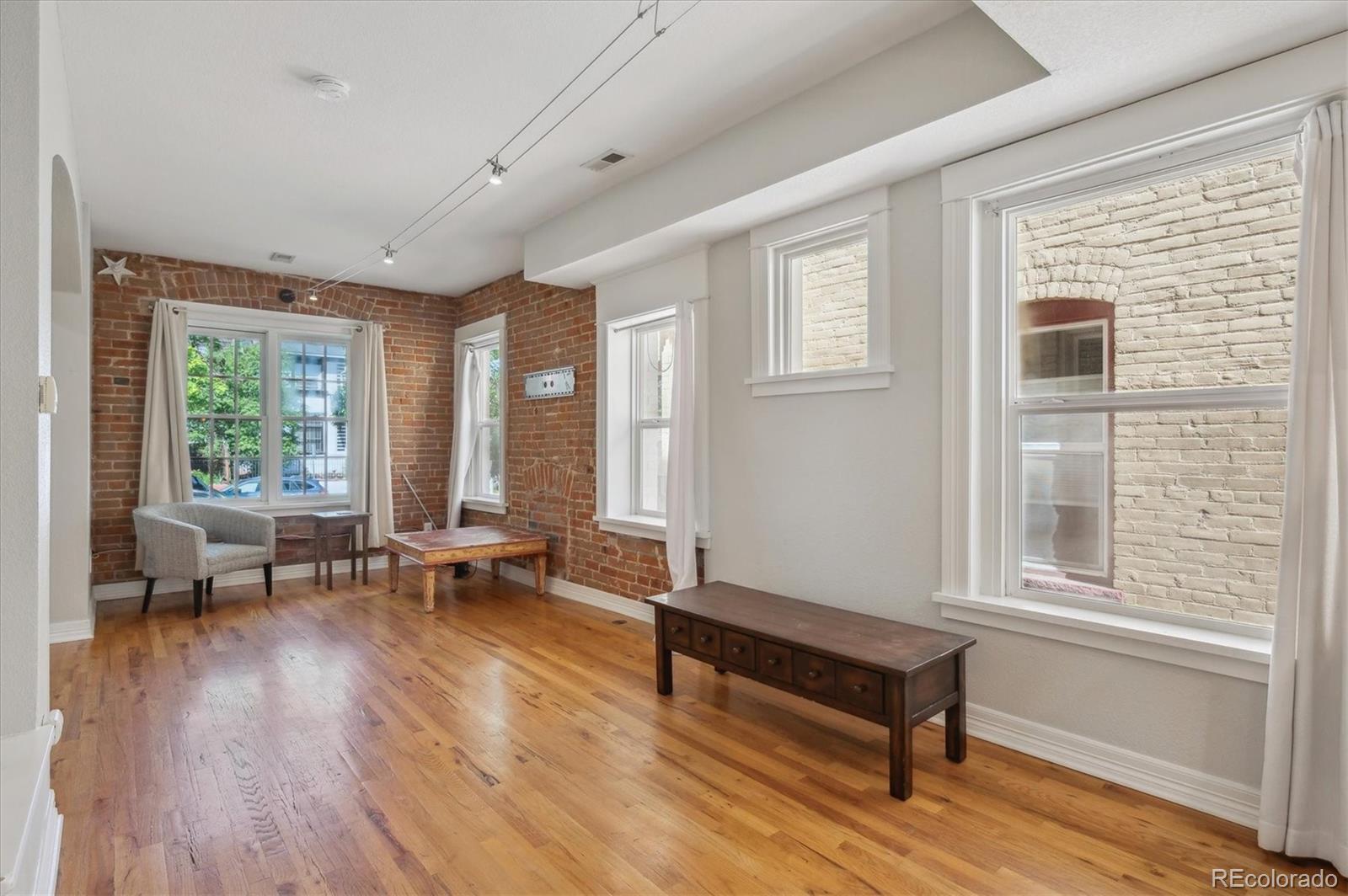 MLS Image #4 for 1580 n franklin street ,denver, Colorado