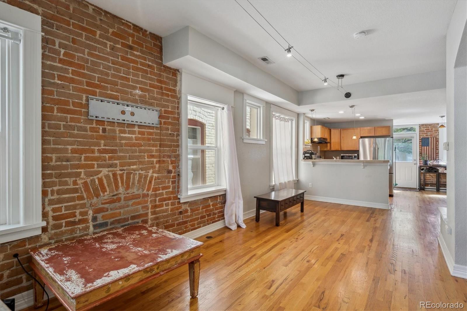 MLS Image #5 for 1580 n franklin street ,denver, Colorado