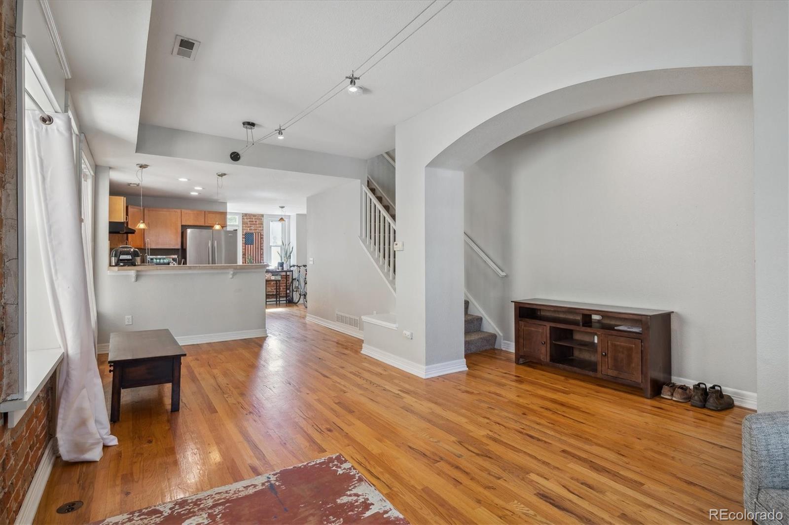 MLS Image #6 for 1580 n franklin street ,denver, Colorado