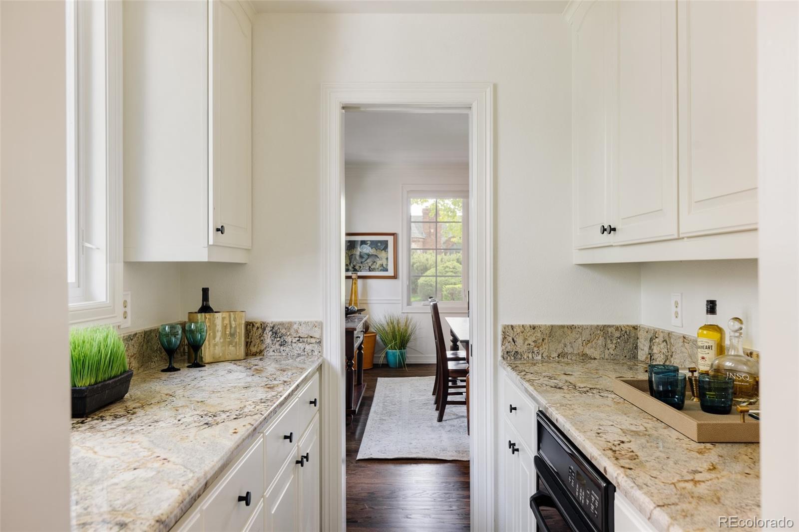 MLS Image #11 for 301  fairfax street,denver, Colorado