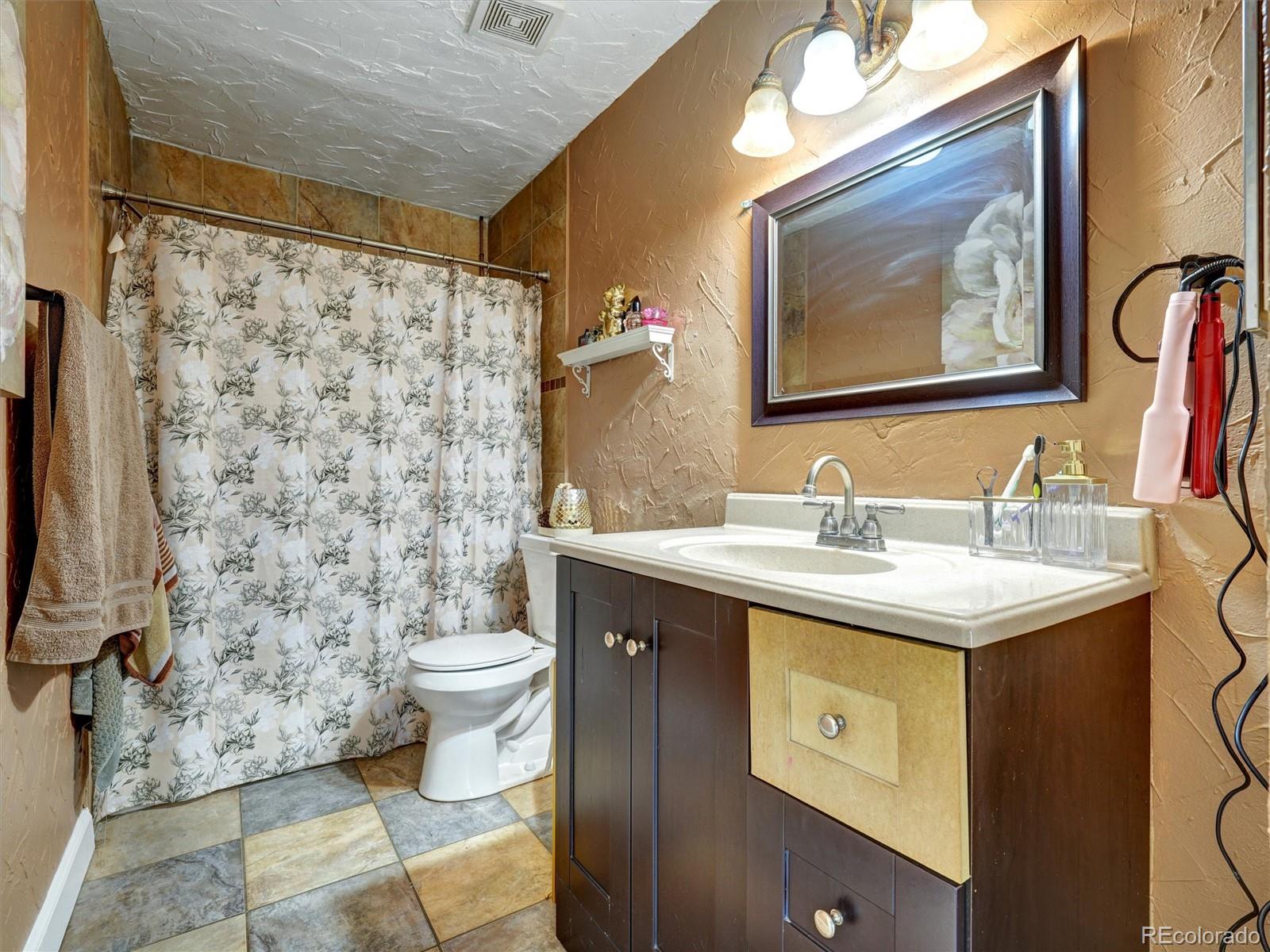 MLS Image #11 for 10878  grange creek drive,thornton, Colorado