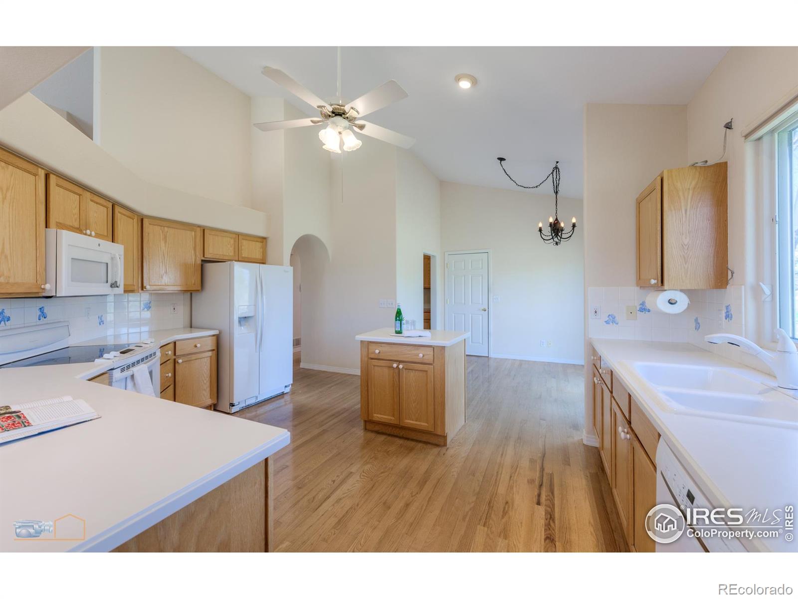 MLS Image #10 for 1930 n shore drive,longmont, Colorado