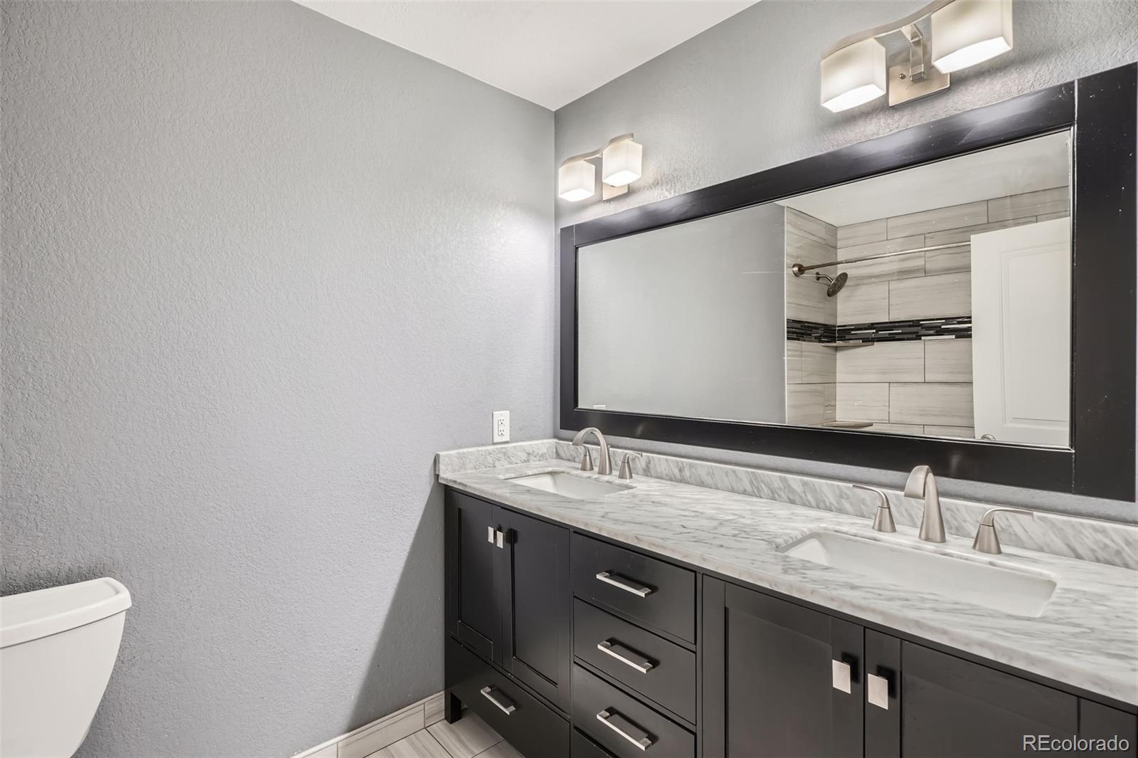 MLS Image #13 for 1818 s quebec way,denver, Colorado