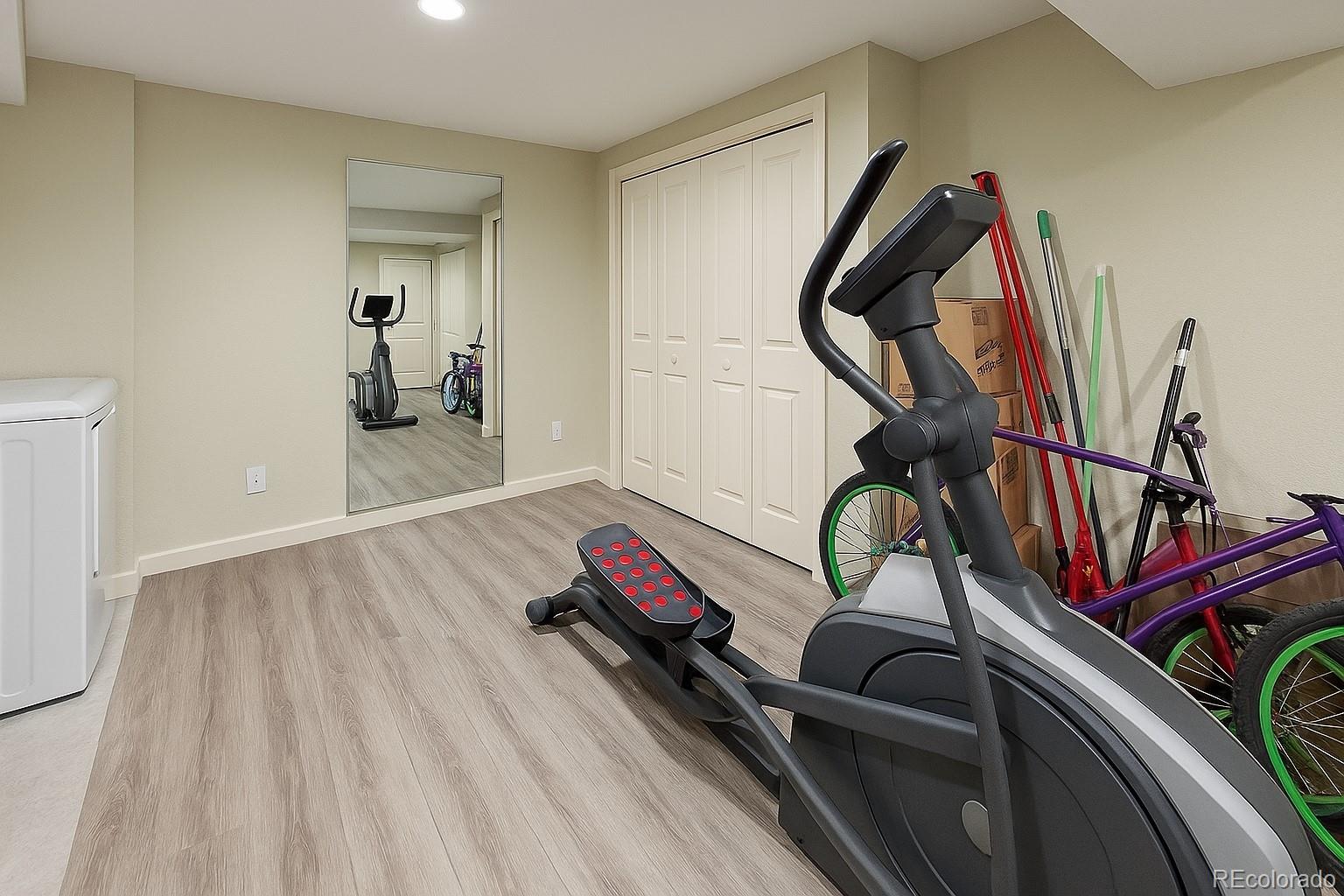MLS Image #17 for 1818 s quebec way,denver, Colorado