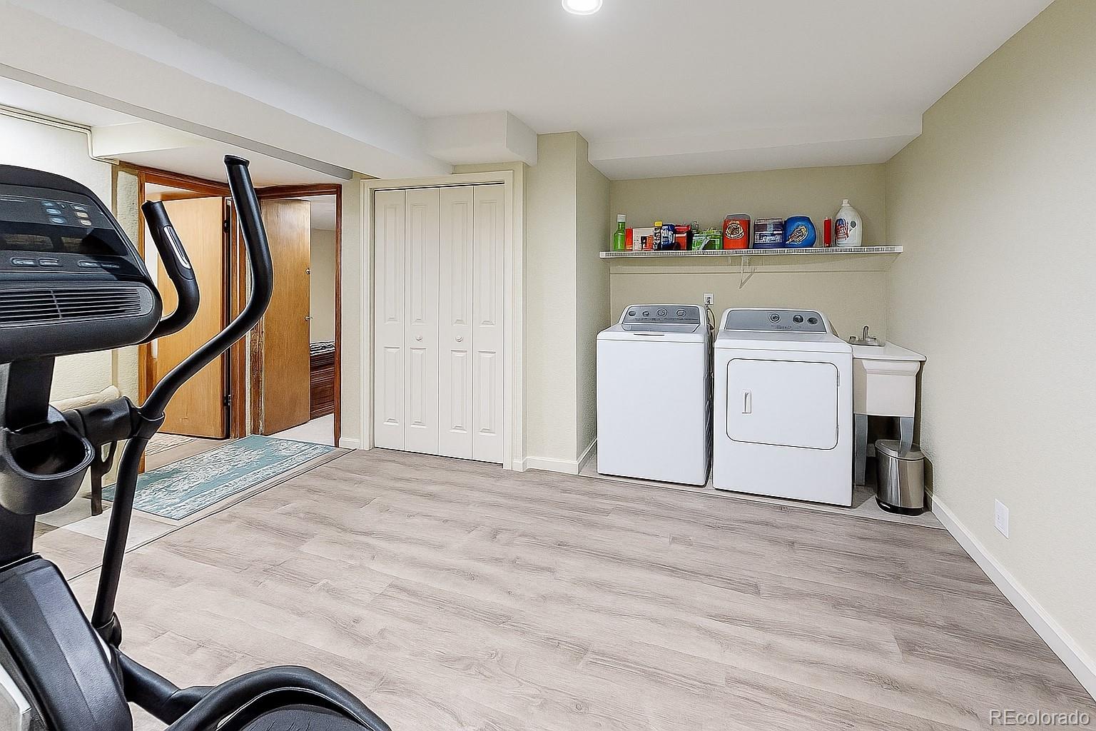 MLS Image #18 for 1818 s quebec way,denver, Colorado
