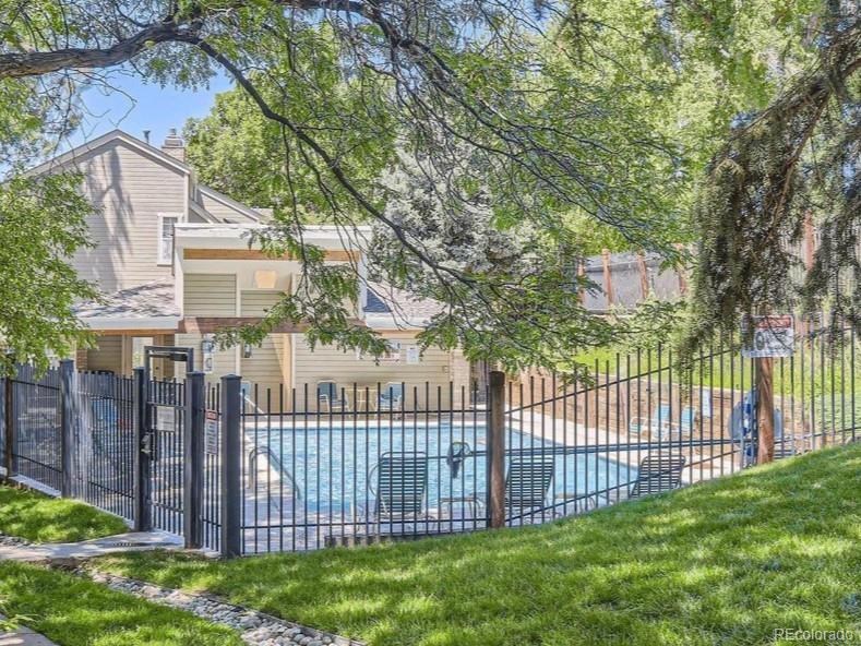 MLS Image #21 for 1818 s quebec way,denver, Colorado