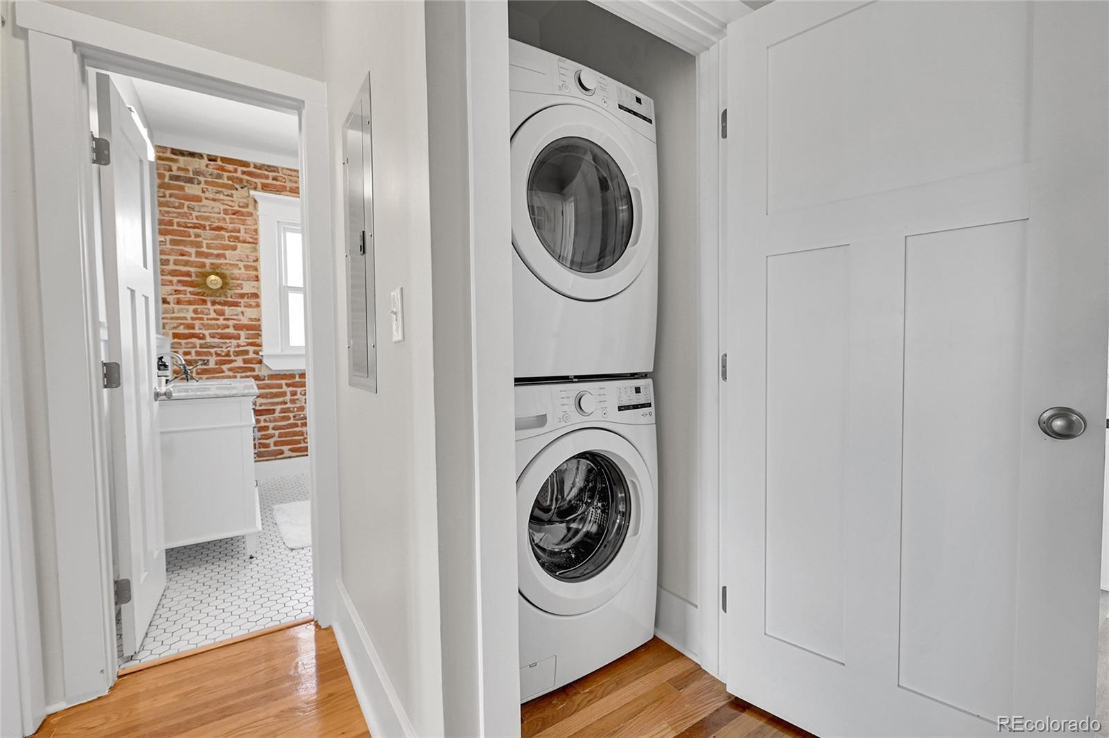 MLS Image #18 for 1578 n meade street,denver, Colorado