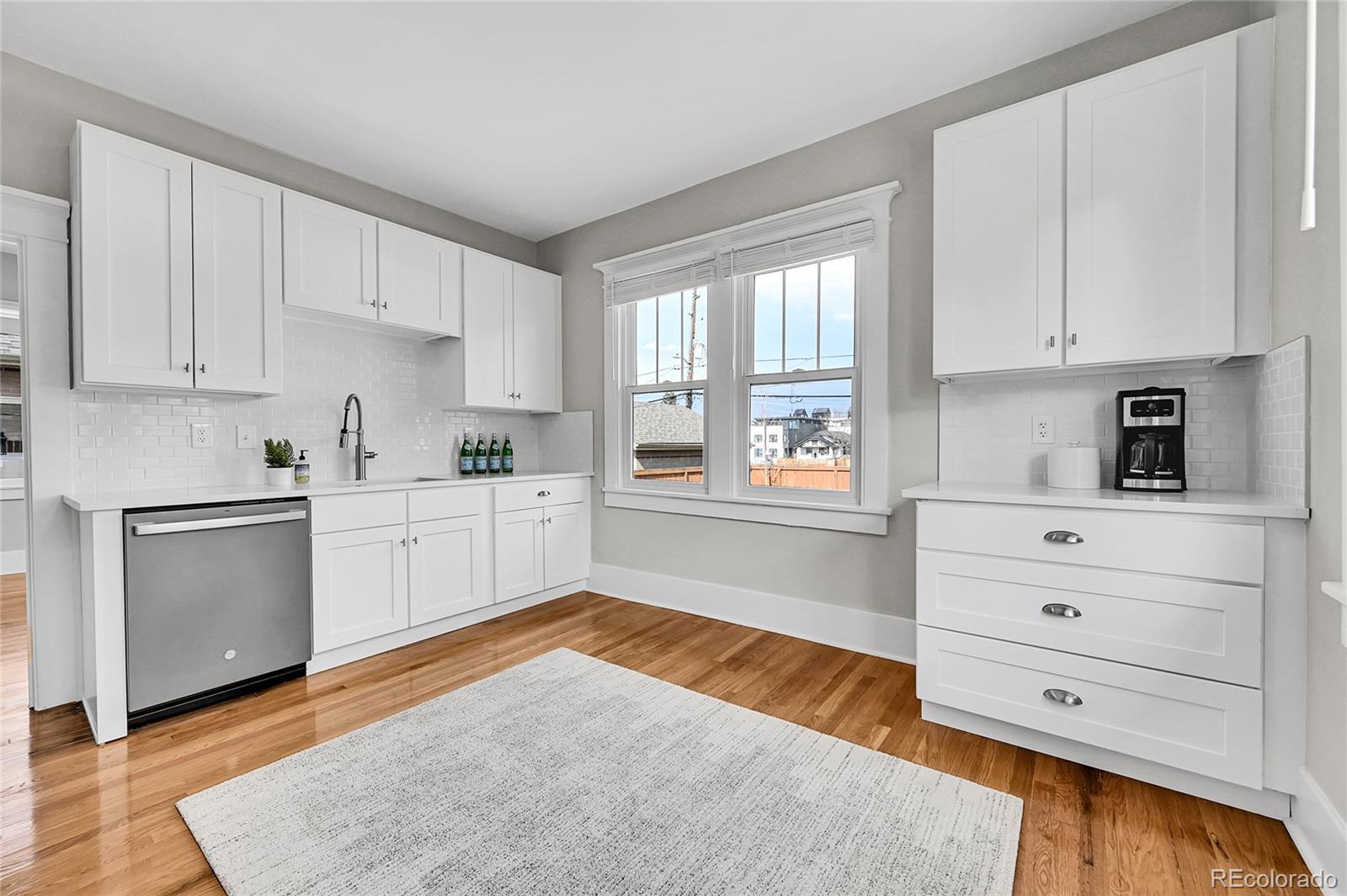 MLS Image #19 for 1578 n meade street,denver, Colorado