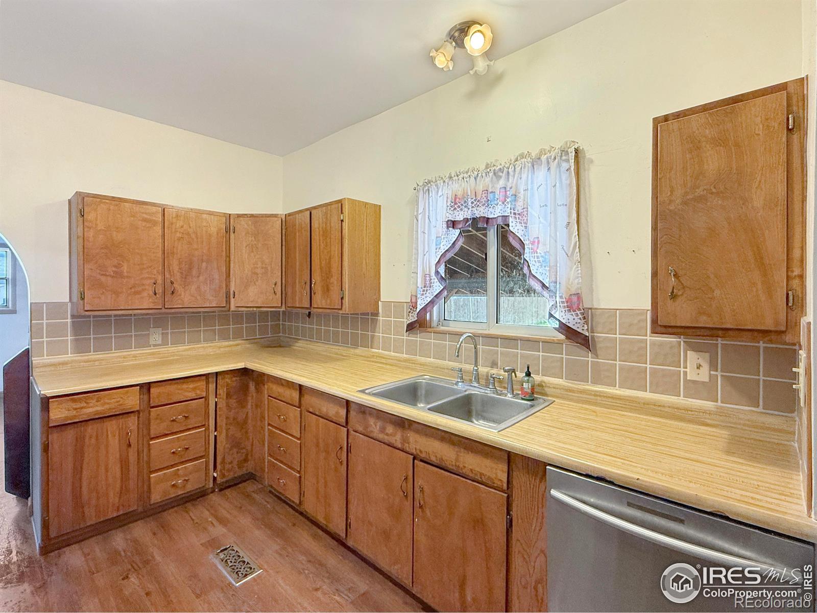 MLS Image #10 for 133 n wallace avenue,haxtun, Colorado