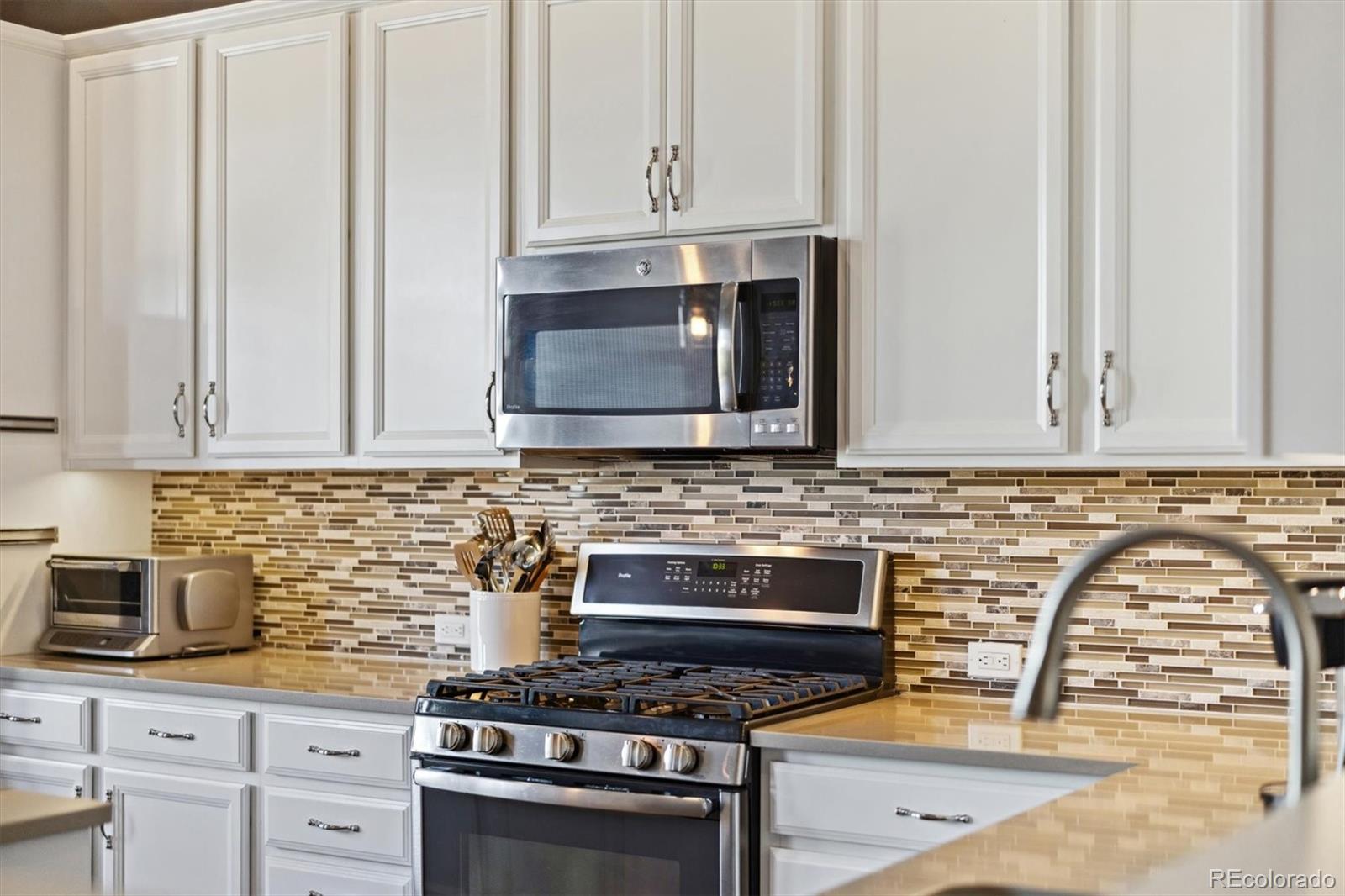 MLS Image #9 for 538 s upham street,lakewood, Colorado