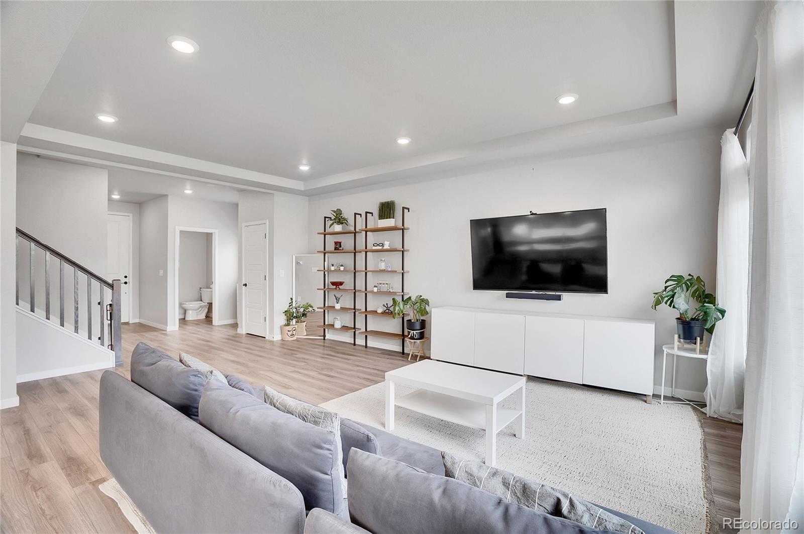 MLS Image #11 for 10912  memphis court,commerce city, Colorado